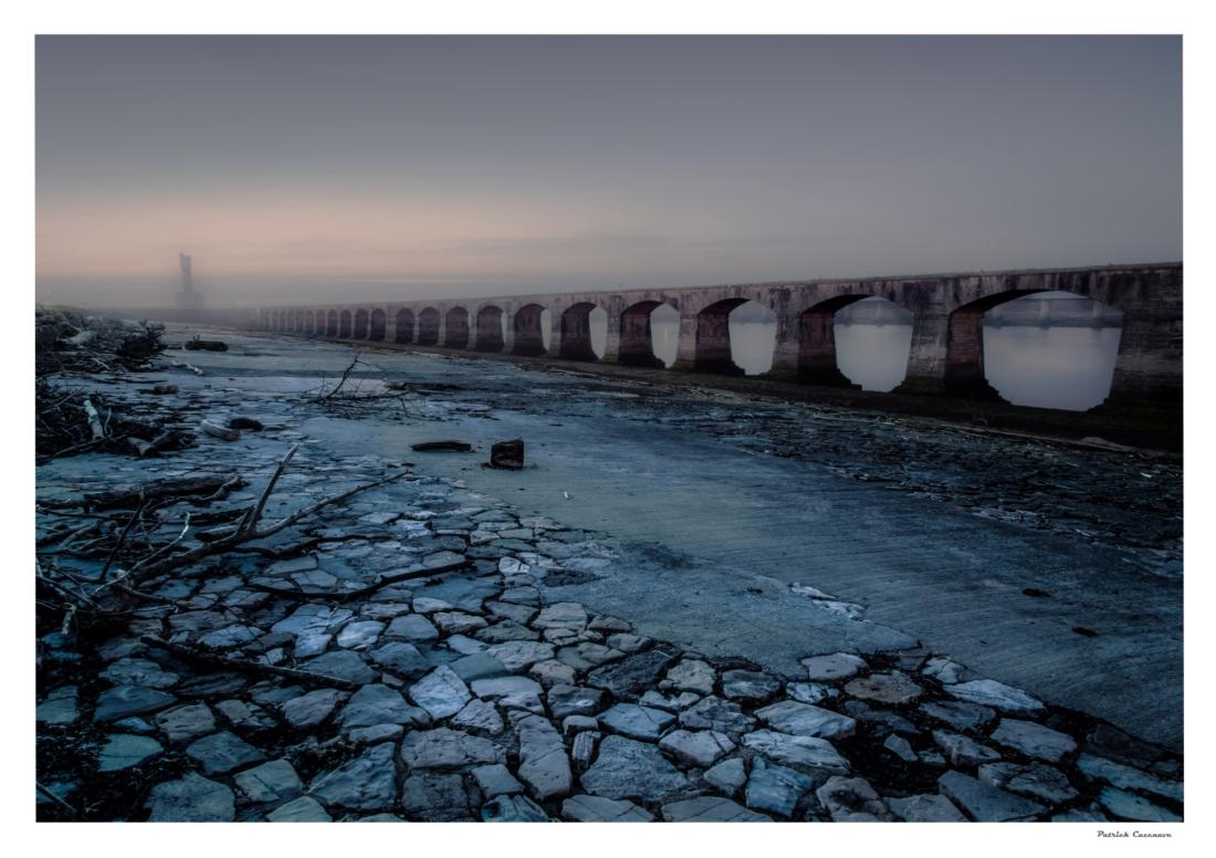 Heure bleue près du pont