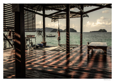 La terrasse au bord de l'eau