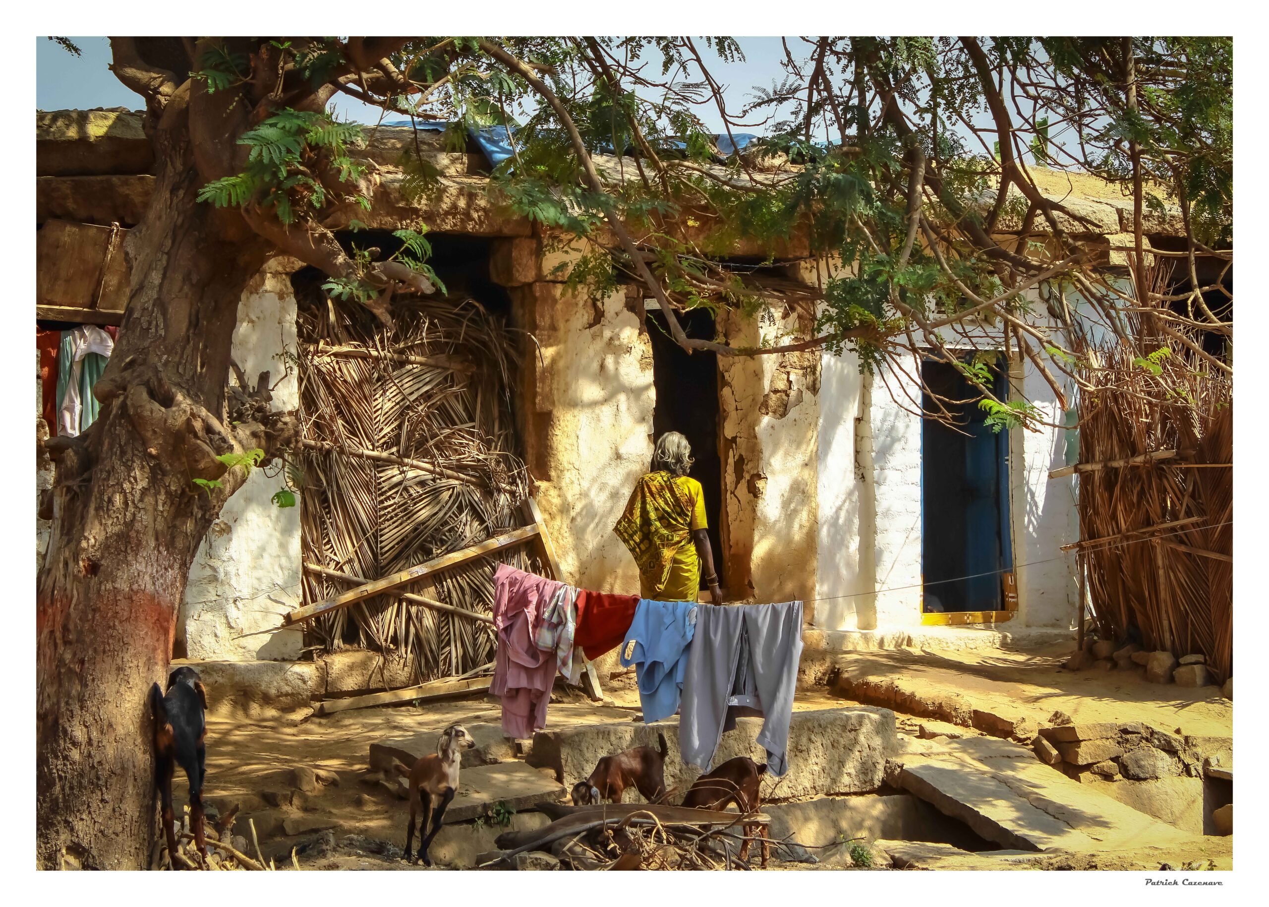 Au petit village